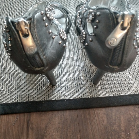 Adrienne Vittadini - Picture 2 of 3